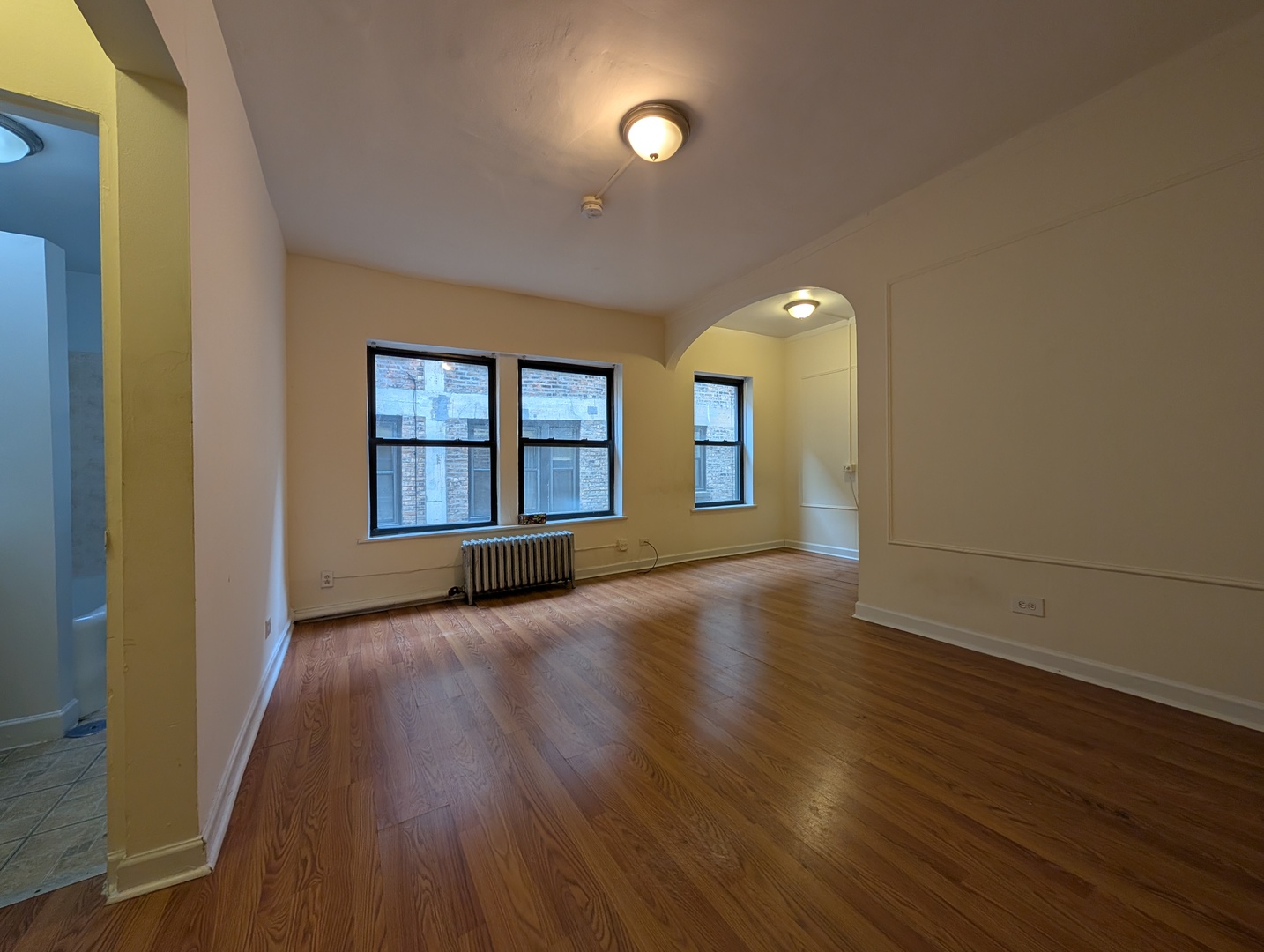 5417 N Kenmore Avenue 406