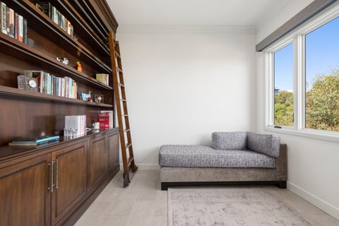 Tiny photo for 1380 Summitridge Place, Beverly Hills, CA 90210 (MLS # 12767895)