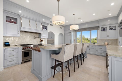 Tiny photo for 1380 Summitridge Place, Beverly Hills, CA 90210 (MLS # 12767895)