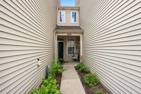 Tiny photo for 612 Shakespeare Drive, Grayslake, IL 60030 (MLS # 12627657)