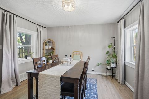 Tiny photo for 2626 N 3rd Street, Clinton, IA 52732 (MLS # 12682483)