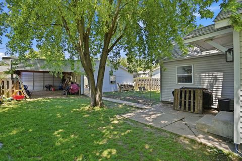 Tiny photo for 2626 N 3rd Street, Clinton, IA 52732 (MLS # 12682483)