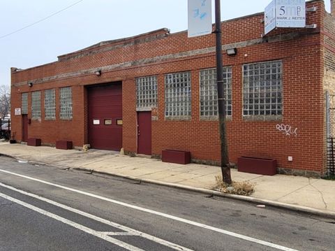 4519 W Lake Street Chicago IL 60624
