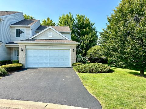 Photo of 1212 Hillsborough Court, Crystal Lake, IL 60014 (MLS # 12588061)