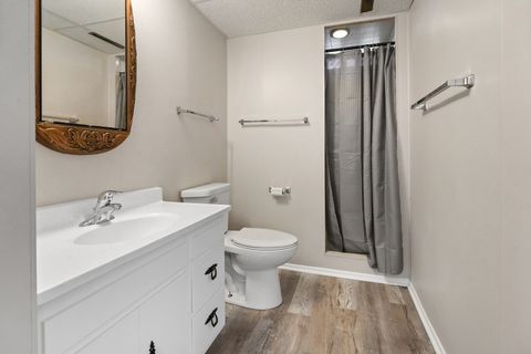 Tiny photo for 2720 N Bayview Lane, McHenry, IL 60051 (MLS # 12684525)