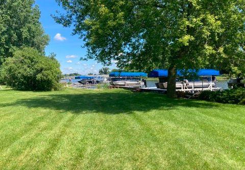 Tiny photo for 2720 N Bayview Lane, McHenry, IL 60051 (MLS # 12684525)
