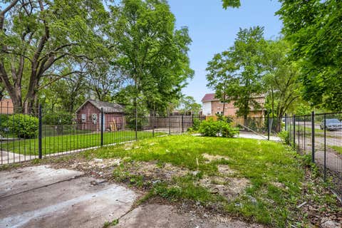 Tiny photo for 12025 S Prairie Avenue, Chicago, IL 60628 (MLS # 12660597)