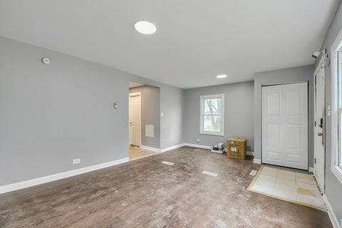Tiny photo for 12025 S Prairie Avenue, Chicago, IL 60628 (MLS # 12660597)