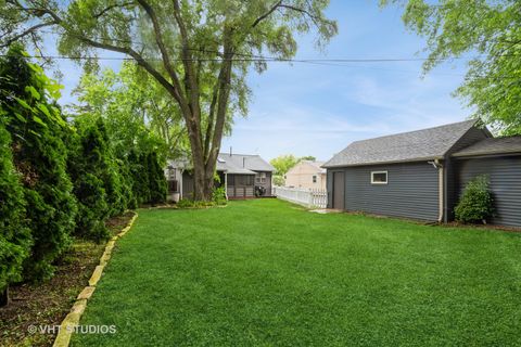 Tiny photo for 1506 N River Road, McHenry, IL 60051 (MLS # 12470426)