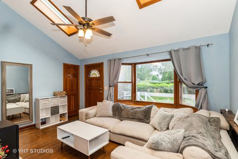 Tiny photo for 1506 N River Road, McHenry, IL 60051 (MLS # 12470426)