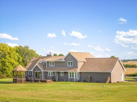 Tiny photo for 9281 Auburn Road, Winnebago, IL 61088 (MLS # 12470970)