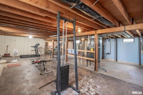 Tiny photo for 4123 N LINWOOD Avenue, Davenport, IA 52806 (MLS # 12592138)