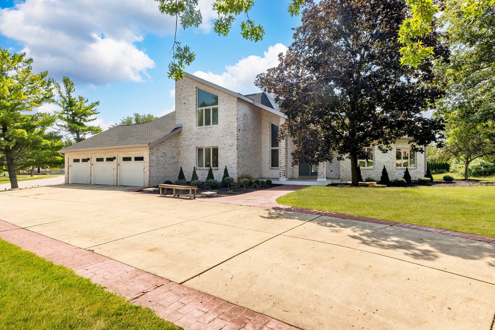 8920 Royal Drive