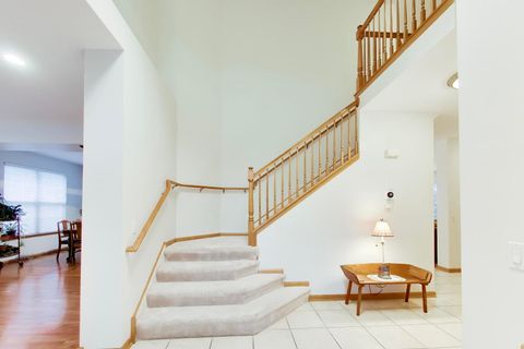 Tiny photo for 2304 Sarazen Drive, Vernon Hills, IL 60061 (MLS # 12592995)