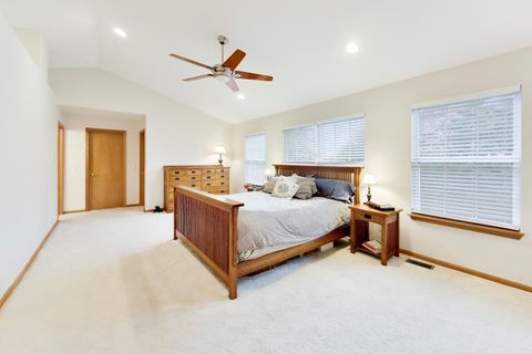 Tiny photo for 2304 Sarazen Drive, Vernon Hills, IL 60061 (MLS # 12592995)