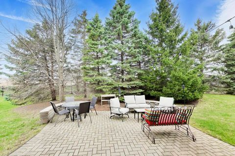 Tiny photo for 2304 Sarazen Drive, Vernon Hills, IL 60061 (MLS # 12592995)