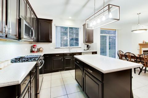 Tiny photo for 2304 Sarazen Drive, Vernon Hills, IL 60061 (MLS # 12592995)