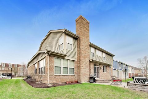 Tiny photo for 2304 Sarazen Drive, Vernon Hills, IL 60061 (MLS # 12592995)