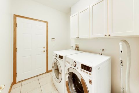 Tiny photo for 2304 Sarazen Drive, Vernon Hills, IL 60061 (MLS # 12592995)