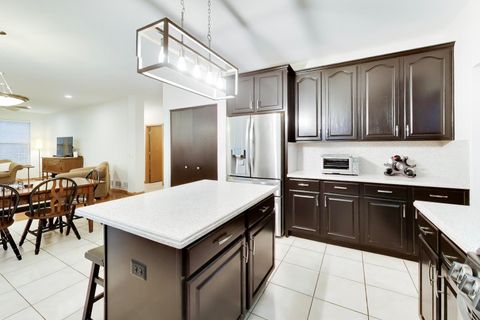 Tiny photo for 2304 Sarazen Drive, Vernon Hills, IL 60061 (MLS # 12592995)