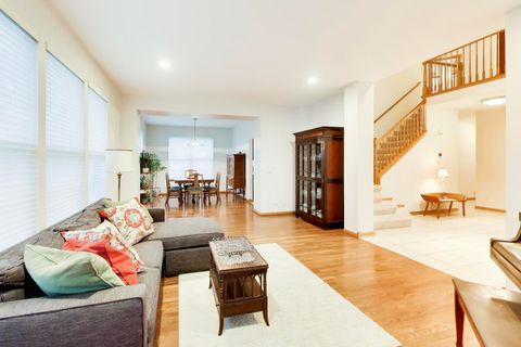 Tiny photo for 2304 Sarazen Drive, Vernon Hills, IL 60061 (MLS # 12592995)