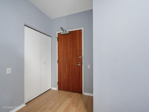 Tiny photo for 600 N KINGSBURY Street #1603, Chicago, IL 60654 (MLS # 12511157)