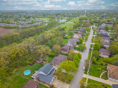 Tiny photo for 13421 W Oakwood Court, Homer Glen, IL 60491 (MLS # 12647939)