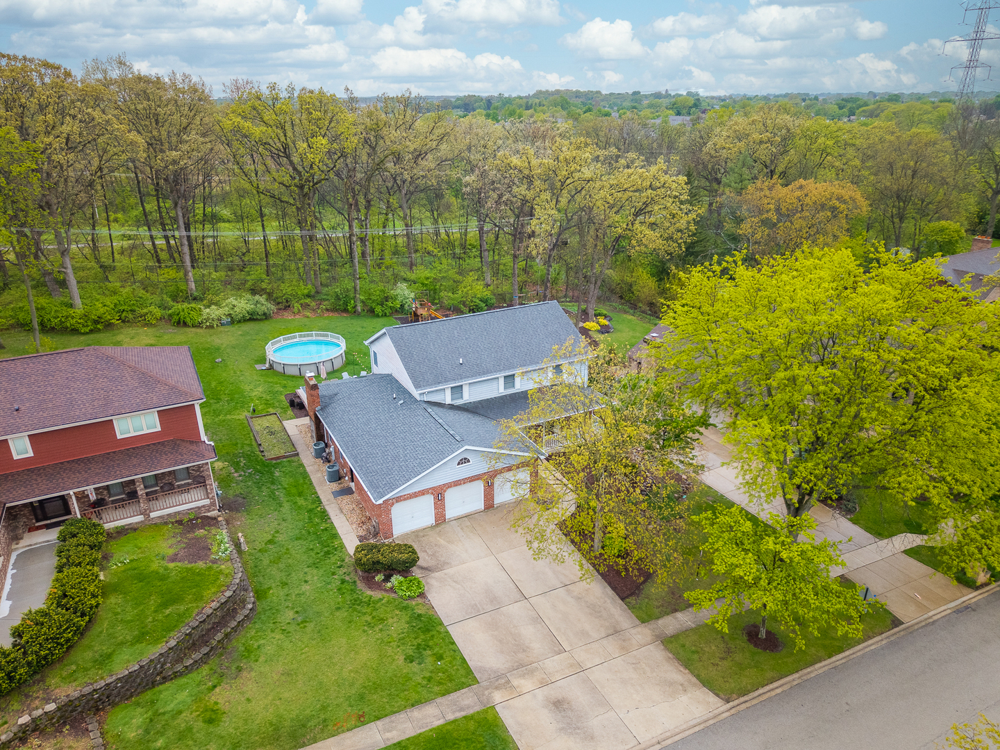 13421 W Oakwood Court