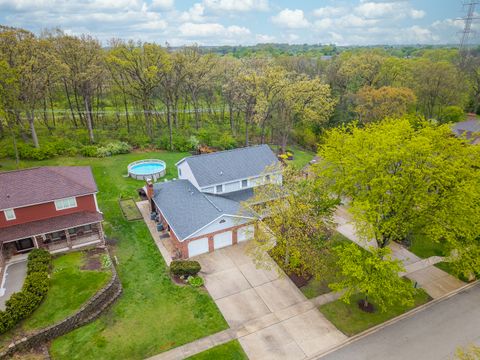 Tiny photo for 13421 W Oakwood Court, Homer Glen, IL 60491 (MLS # 12647939)
