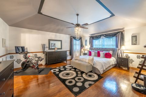 Tiny photo for 13421 W Oakwood Court, Homer Glen, IL 60491 (MLS # 12647939)