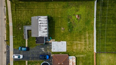 Tiny photo for 8638 Central Avenue, Burbank, IL 60459 (MLS # 12689591)