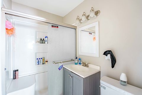 Tiny photo for 8638 Central Avenue, Burbank, IL 60459 (MLS # 12689591)