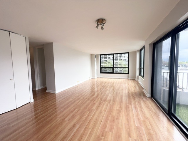 2020 N Lincoln Park West 4M