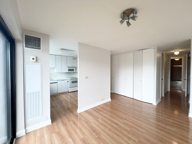 2020 N Lincoln Park West 4M