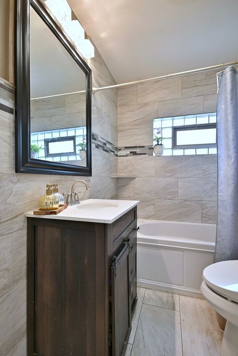 Tiny photo for 7201 S Wood Street, Chicago, IL 60636 (MLS # 12675689)