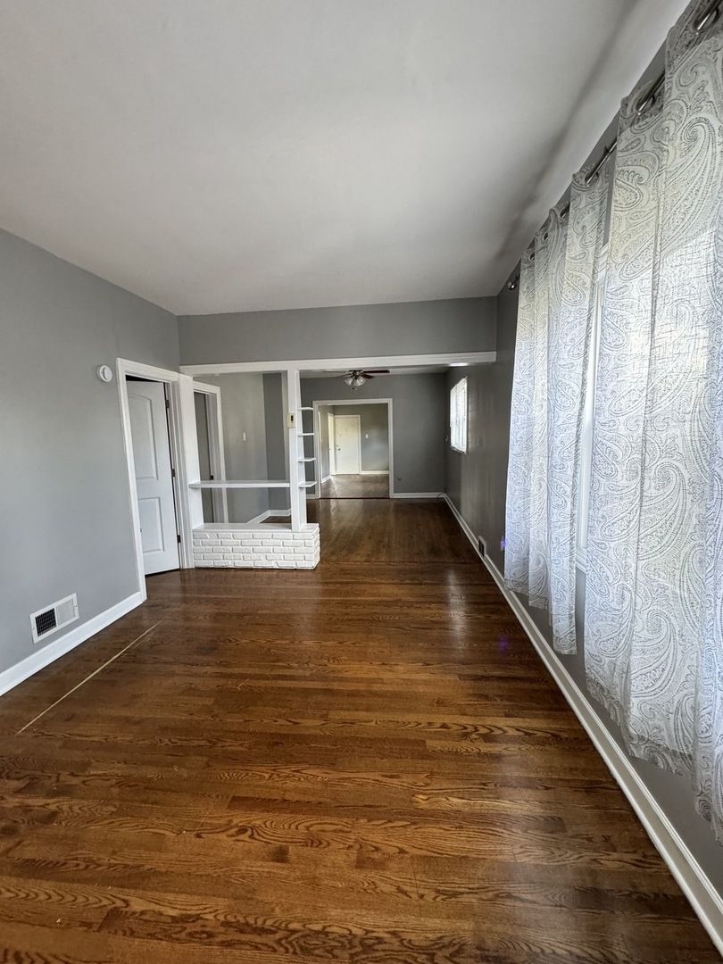 7535 W 58th Place