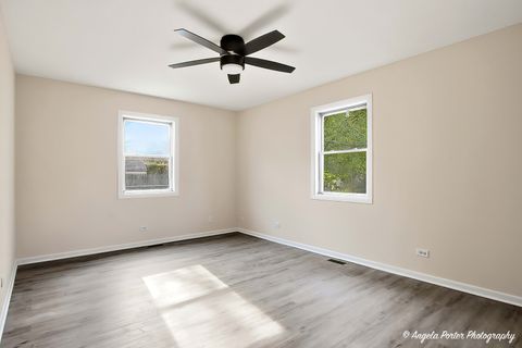 Tiny photo for 516 Arbor Drive, Round Lake Park, IL 60073 (MLS # 12513051)