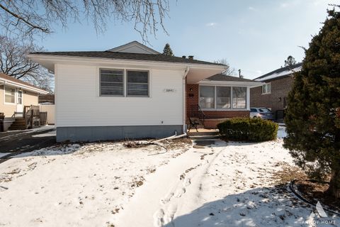 Tiny photo for 18441 Stewart Avenue, Homewood, IL 60430 (MLS # 12554205)