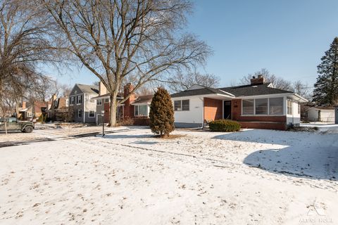 Tiny photo for 18441 Stewart Avenue, Homewood, IL 60430 (MLS # 12554205)