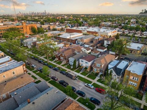 Tiny photo for 5135 W Melrose Street, Chicago, IL 60641 (MLS # 12643984)