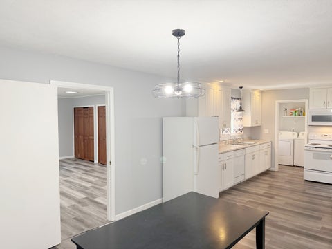 Tiny photo for 605 S Emerald Lane, Carbondale, IL 62901 (MLS # 12745940)