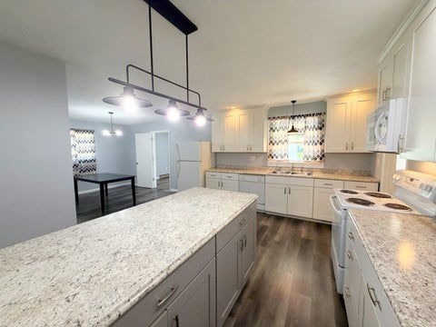 Tiny photo for 605 S Emerald Lane, Carbondale, IL 62901 (MLS # 12745940)