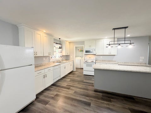 Tiny photo for 605 S Emerald Lane, Carbondale, IL 62901 (MLS # 12745940)