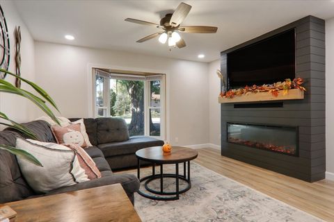 Tiny photo for 438 Standish Drive, Bloomington, IL 61704 (MLS # 12504699)