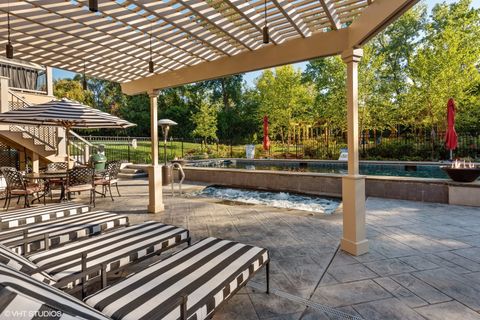 Tiny photo for 675 Old Barrington Road, North Barrington, IL 60010 (MLS # 12641395)