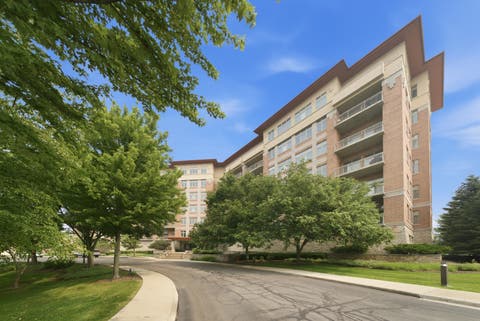 Tiny photo for 40 Prairie Park Drive #702, Wheeling, IL 60090 (MLS # 12706446)