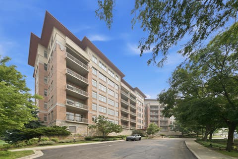 Tiny photo for 40 Prairie Park Drive #702, Wheeling, IL 60090 (MLS # 12706446)