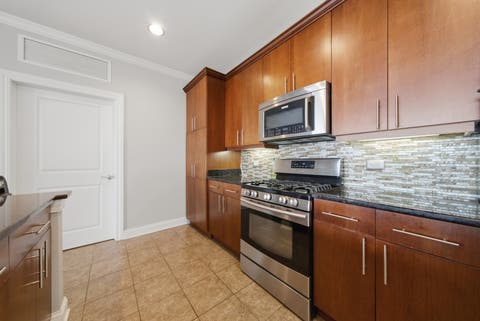 Tiny photo for 40 Prairie Park Drive #702, Wheeling, IL 60090 (MLS # 12706446)
