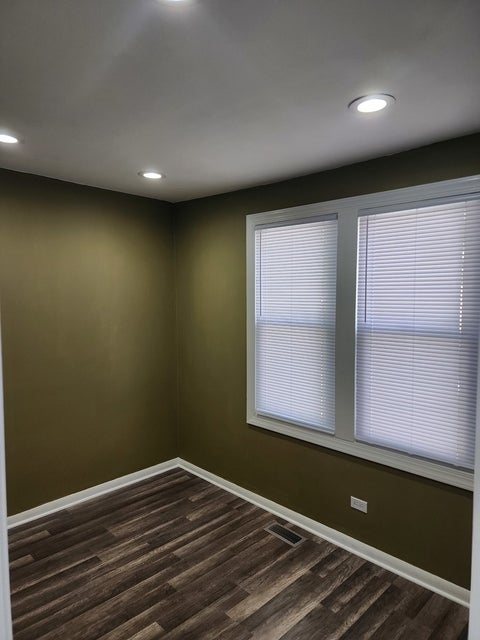 Tiny photo for 2659 N Mont Clare Avenue, Chicago, IL 60707 (MLS # 12743141)