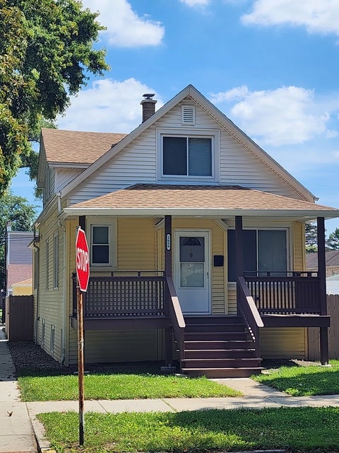 Photo of 2659 N Mont Clare Avenue, Chicago, IL 60707 (MLS # 12743141)